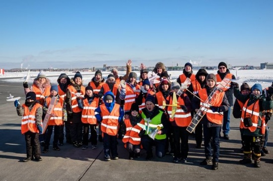 Аэропорт «Уфа» провел экскурсию для юных авиамоделистов